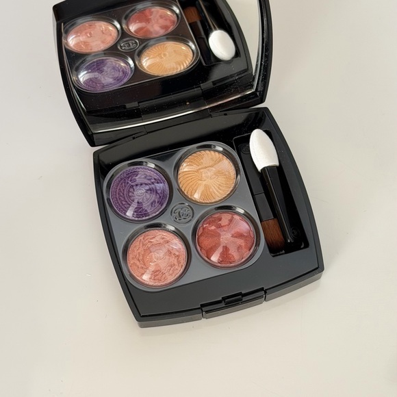CHANEL Les 4 Ombres Boutons Eyeshadow Palette 239 Boutons Baroques - Picture 4 of 5